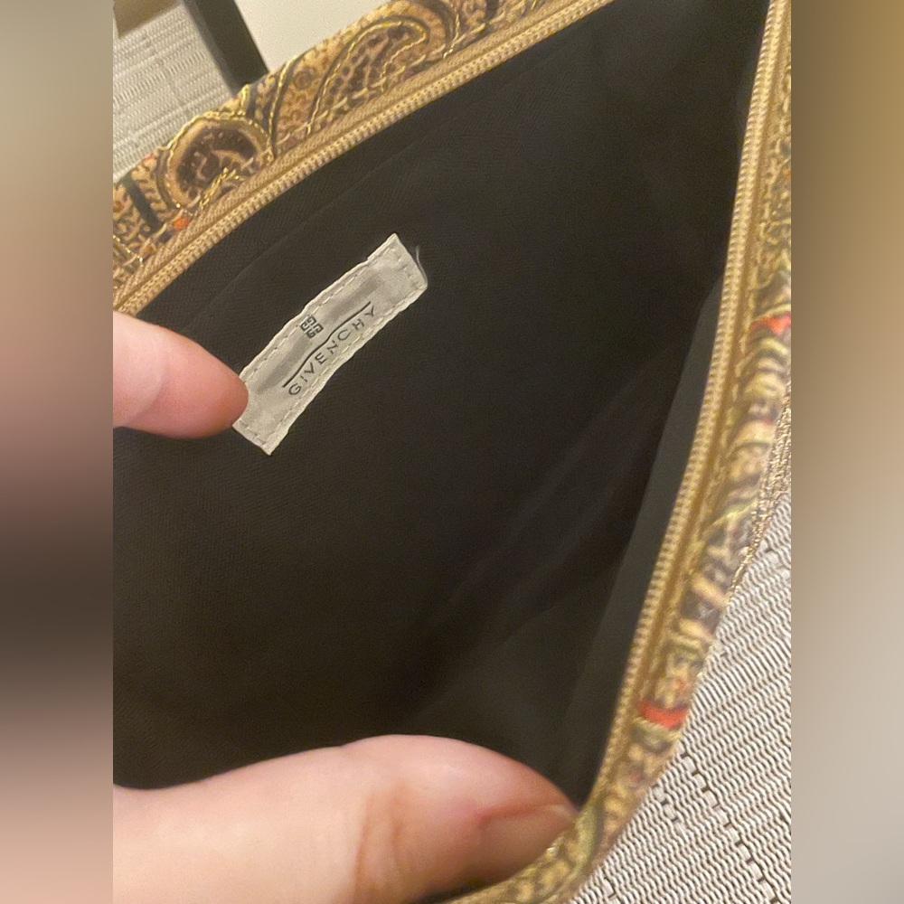 Givenchy - Paisley Embroidered Clutch W/ Crystal Zipper Pull | Like New - VTG - Picture 9 of 9